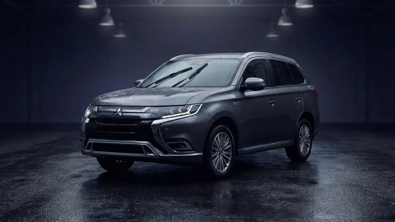 Wiper Blades for Mitsubishi Outlander PHEV — Buy Custom Fit Blades - 1